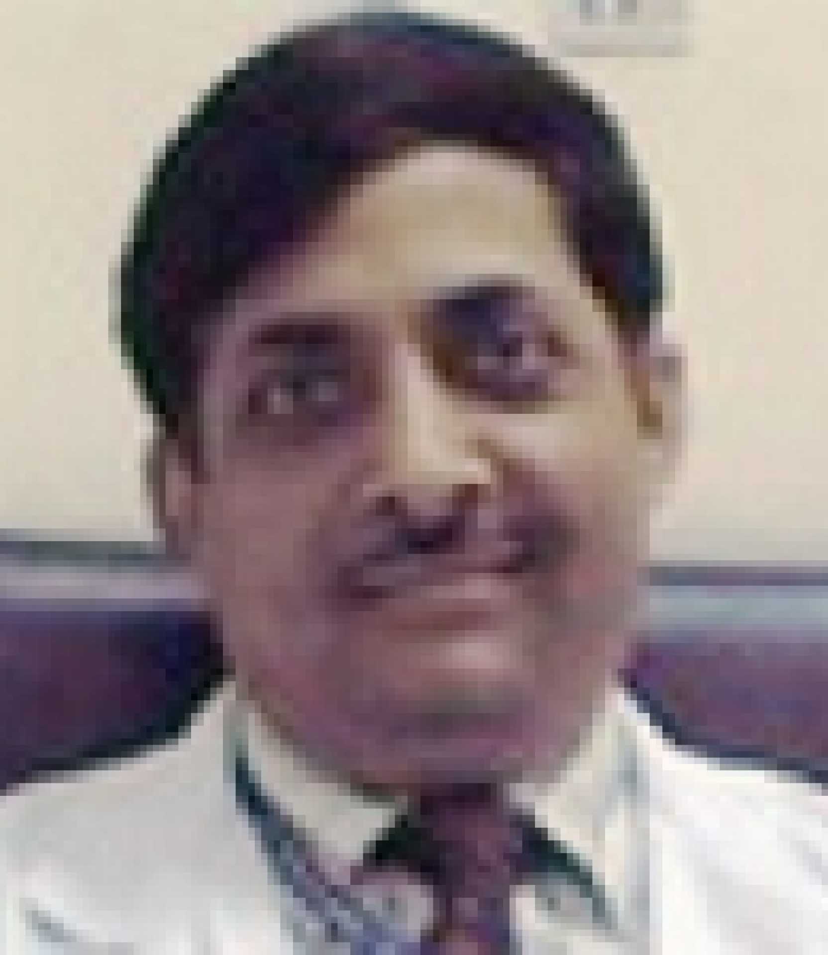 Dr Deepak Govil